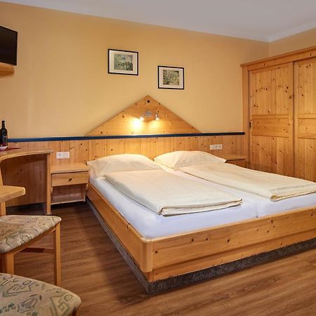 Hotel Hubertushof Флахау Экстерьер фото